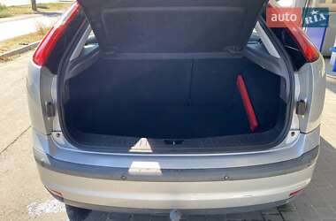 Хэтчбек Ford Focus 2007 в 
