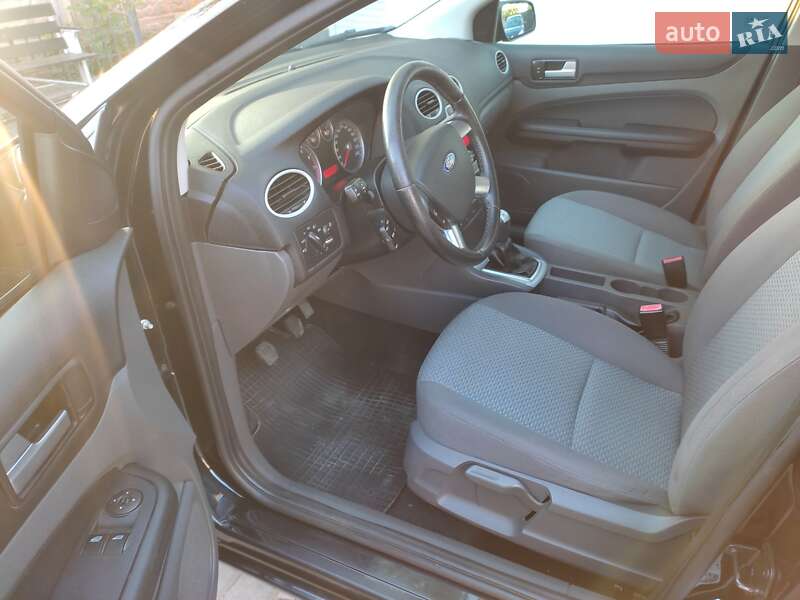 Универсал Ford Focus 2007 в Турбовом фото 9 Универсал Ford Focus 2007 в Турбовом