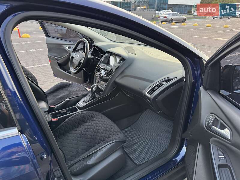 Седан Ford Focus 2016 в Одессе