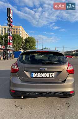 Хэтчбек Ford Focus 2014 в 