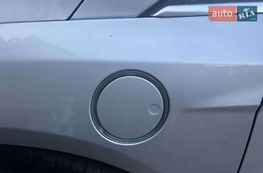 Хэтчбек Ford Focus 2011 в 
