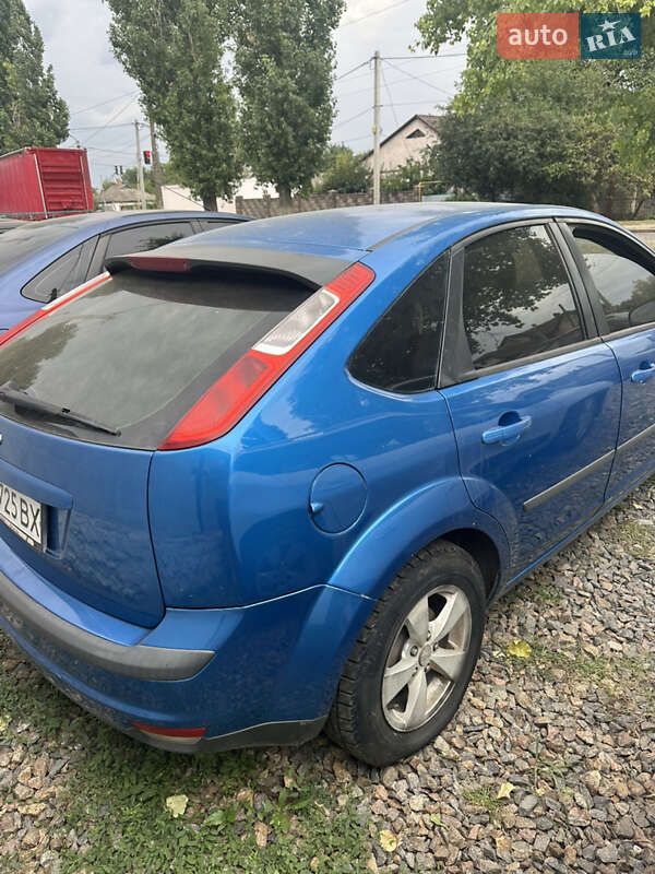 Хэтчбек Ford Focus 2006 в Первомайске