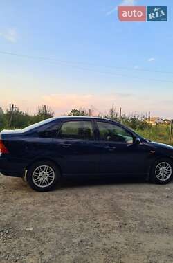 Седан Ford Focus 2002 в 
