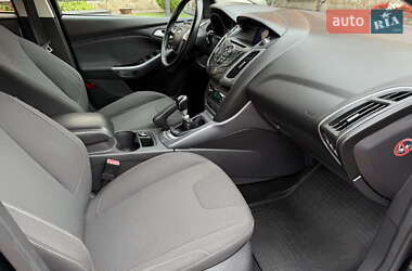 Универсал Ford Focus 2012 в 