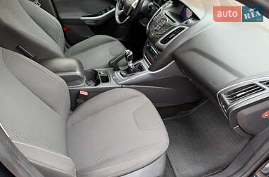 Универсал Ford Focus 2012 в 