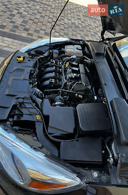 Хэтчбек Ford Focus 2014 в 