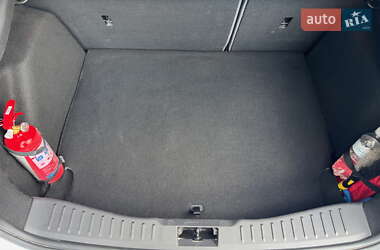 Хэтчбек Ford Focus 2013 в 