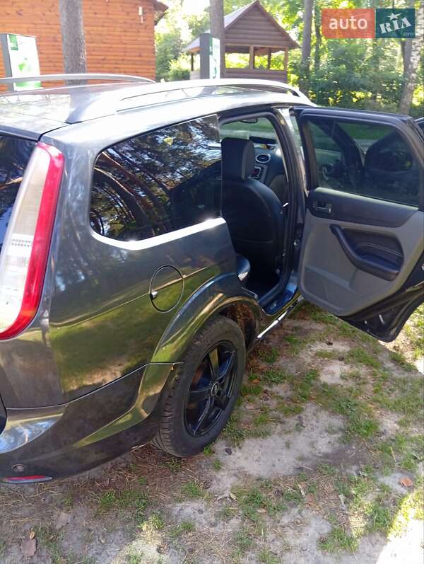 Універсал Ford Focus 2008 в Глухові