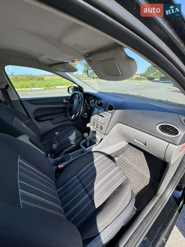Хэтчбек Ford Focus 2008 в Буче фото 6 Хэтчбек Ford Focus 2008 в Буче