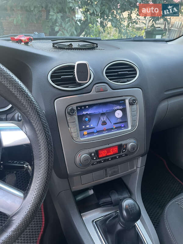 Універсал Ford Focus 2008 в Ківерцях