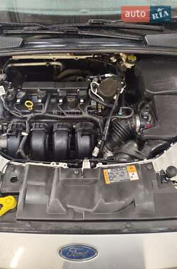 Седан Ford Focus 2015 в 