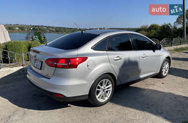 Седан Ford Focus 2015 в Черкассах