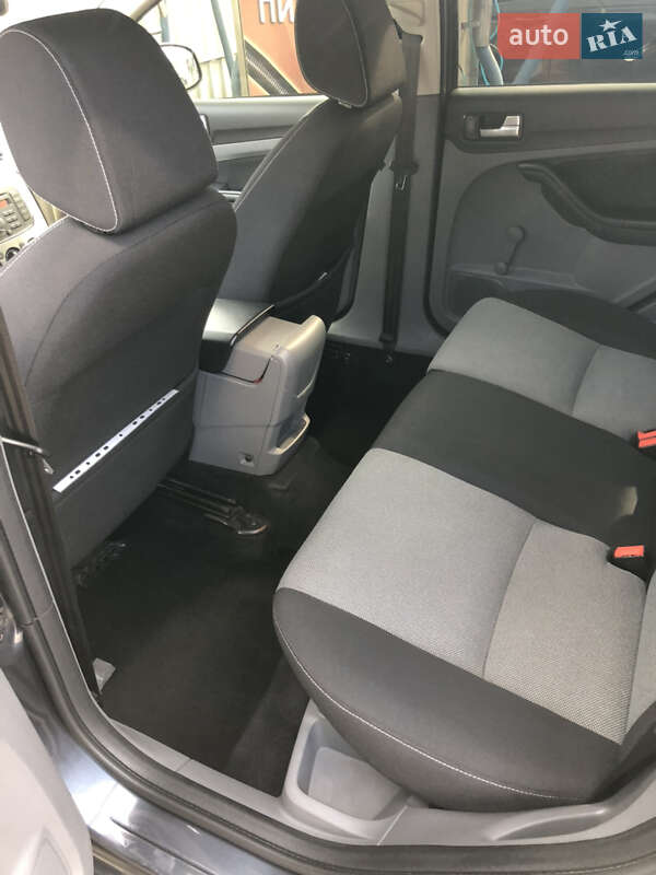 Хэтчбек Ford Focus 2010 в Полтаве фото 31 Хэтчбек Ford Focus 2010 в Полтаве