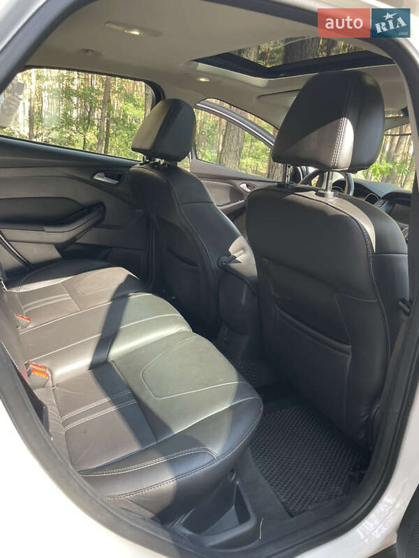 Хэтчбек Ford Focus 2012 в Полтаве