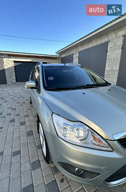 Универсал Ford Focus 2010 в 