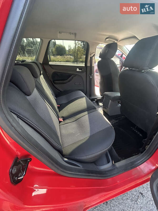 Універсал Ford Focus 2005 в Білгороді-Дністровському