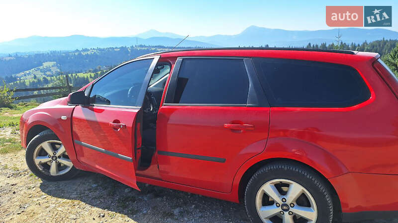 Універсал Ford Focus 2005 в Білгороді-Дністровському