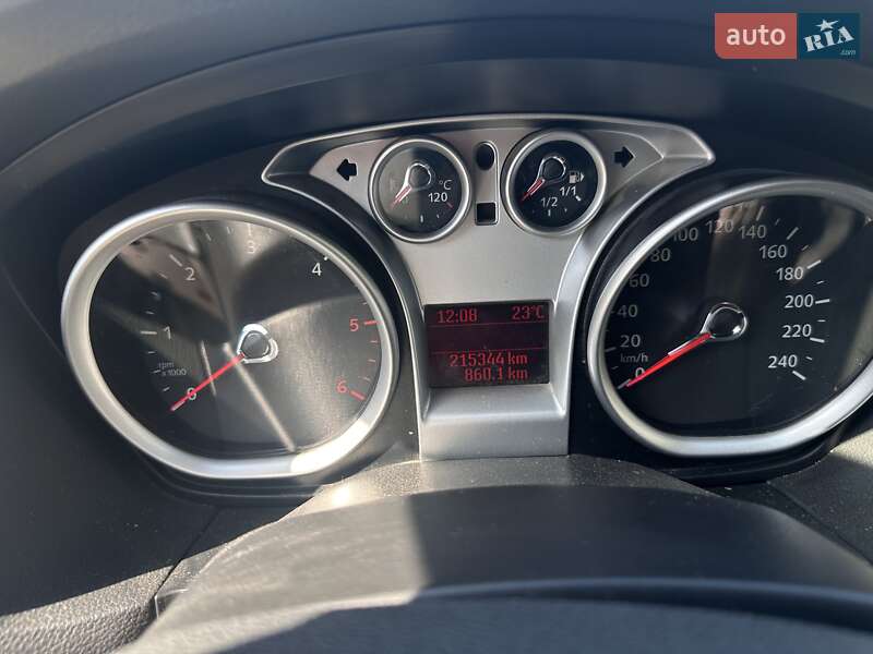 Универсал Ford Focus 2010 в Нетешине