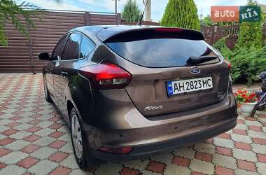 Хэтчбек Ford Focus 2016 в 