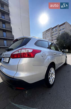 Универсал Ford Focus 2014 в 