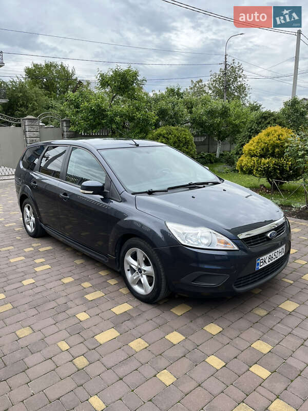 Универсал Ford Focus 2009 в 