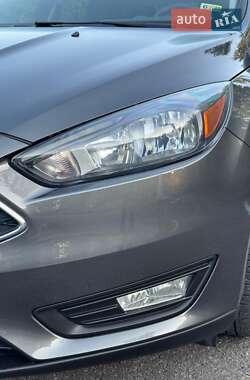 Хэтчбек Ford Focus 2017 в 