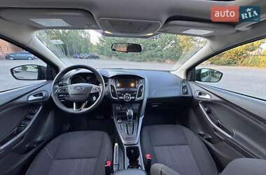 Хэтчбек Ford Focus 2017 в 