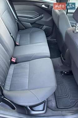 Хэтчбек Ford Focus 2017 в 