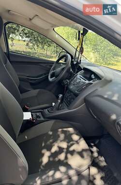 Хэтчбек Ford Focus 2014 в 