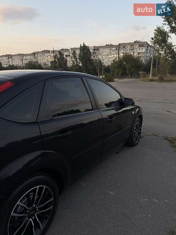 Хетчбек Ford Focus 2007 в Запоріжжі