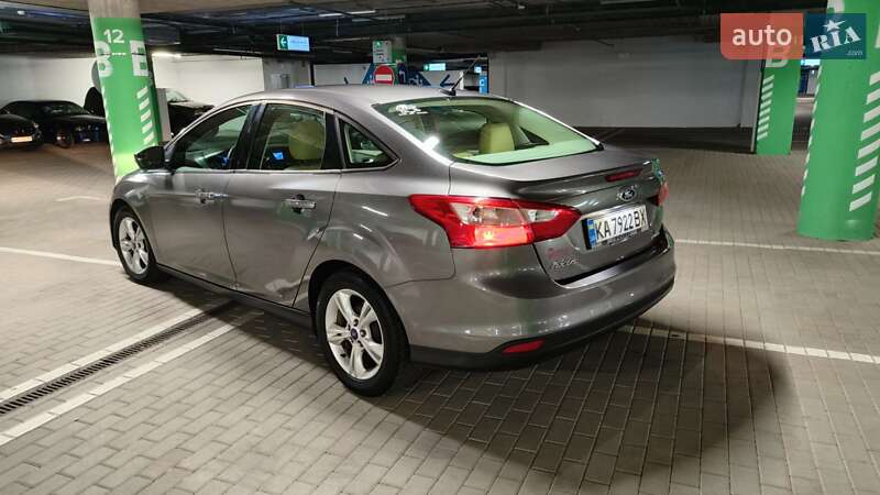 Седан Ford Focus 2012 в Києві