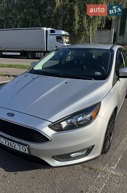 Хэтчбек Ford Focus 2016 в 