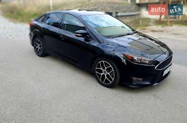 Седан Ford Focus 2015 в 