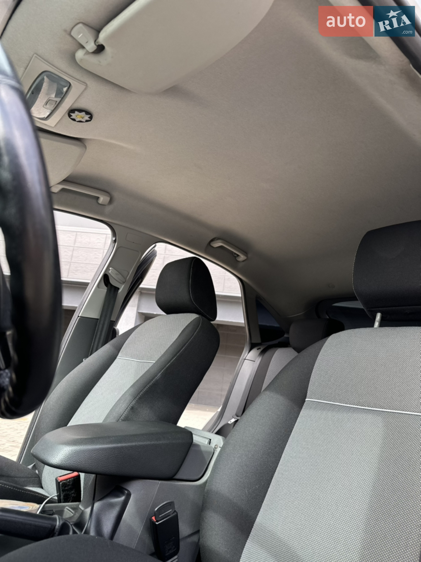 2010 Ford Focus - мініатюра 20