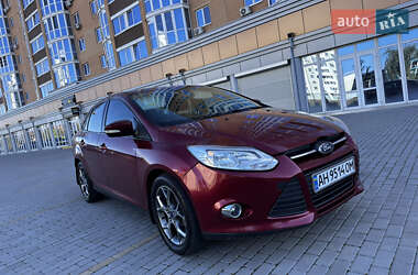 Седан Ford Focus 2014 в 