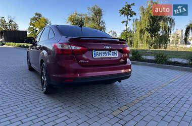 Седан Ford Focus 2014 в 