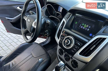 Седан Ford Focus 2014 в 