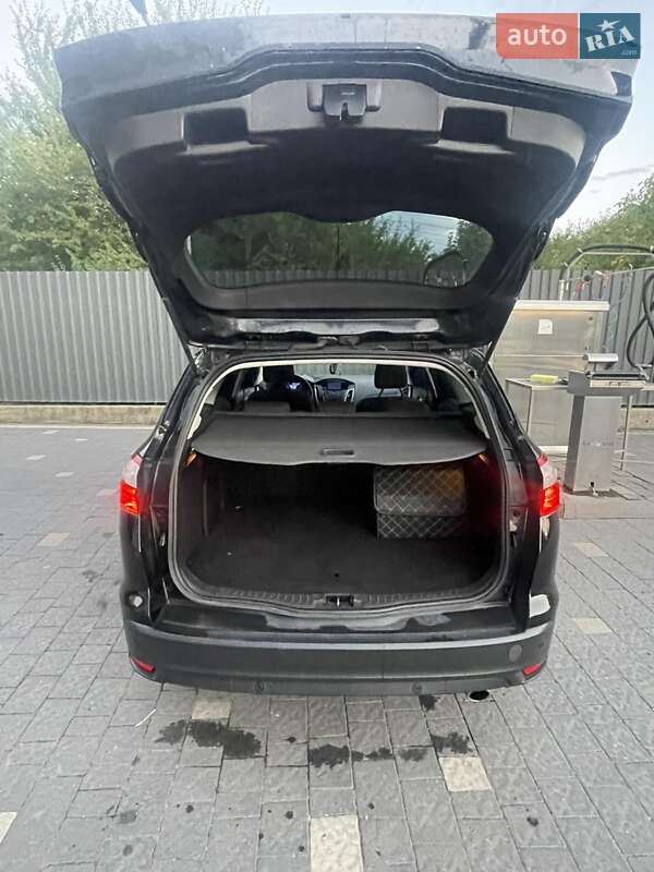 Универсал Ford Focus 2013 в Ужгороде