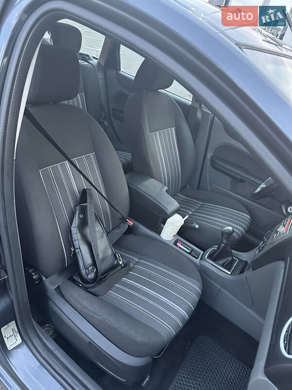 Универсал Ford Focus 2009 в Киеве