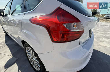 Хэтчбек Ford Focus 2014 в 