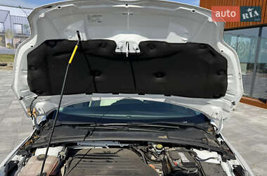 Хэтчбек Ford Focus 2014 в 