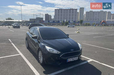 Седан Ford Focus 2016 в 