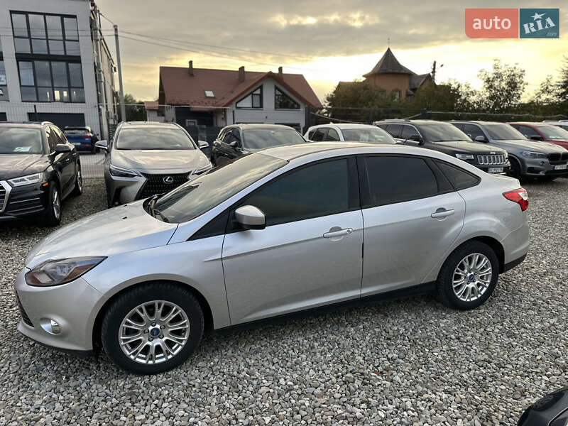 Седан Ford Focus 2012 в Ивано-Франковске