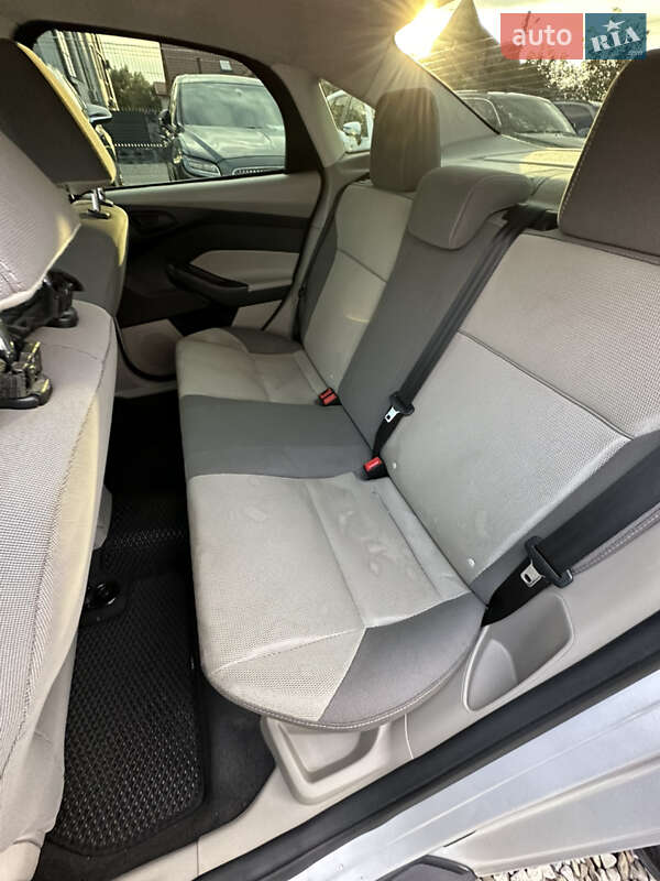 Седан Ford Focus 2012 в Ивано-Франковске
