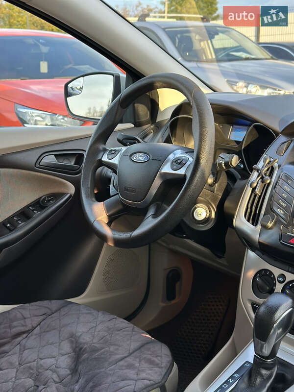 Седан Ford Focus 2012 в Ивано-Франковске