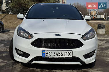 Хетчбек Ford Focus 2018 в 
