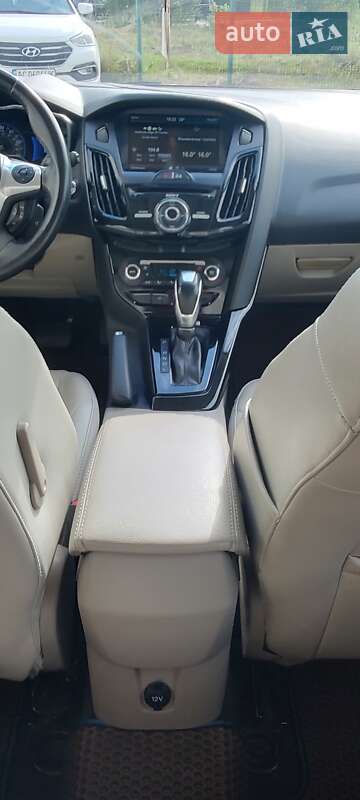 Хэтчбек Ford Focus 2014 в Луцке