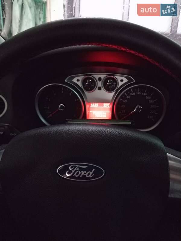 Универсал Ford Focus 2008 в Вознесенске