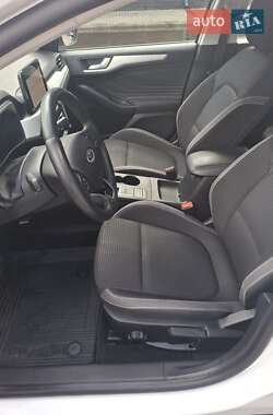 Хэтчбек Ford Focus 2019 в 