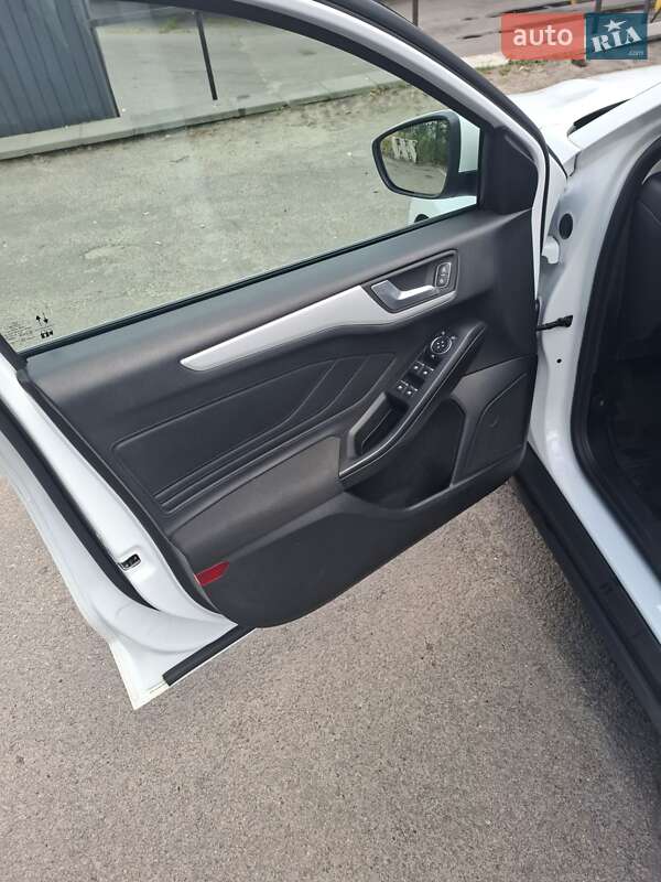 Хэтчбек Ford Focus 2019 в Днепре фото 22 Хэтчбек Ford Focus 2019 в Днепре